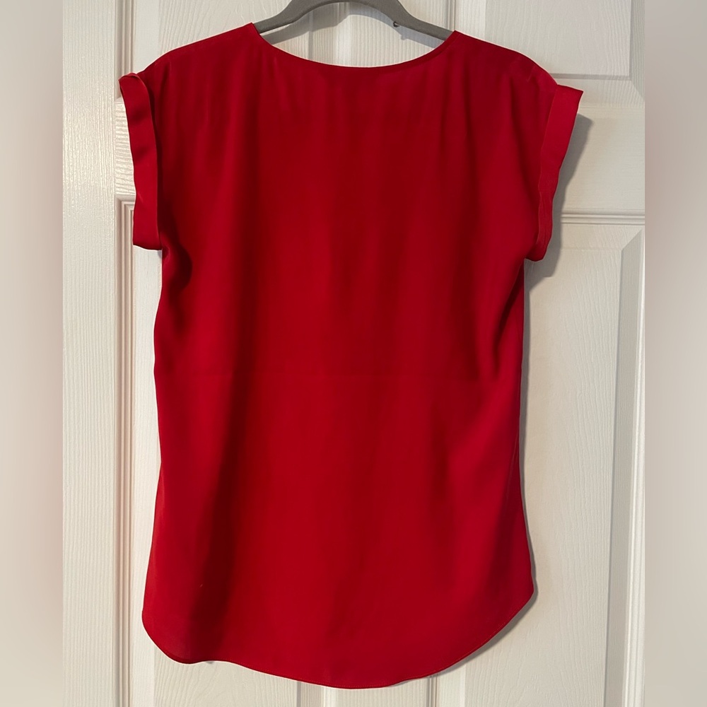 Express Silky Top - Picture 3 of 3
